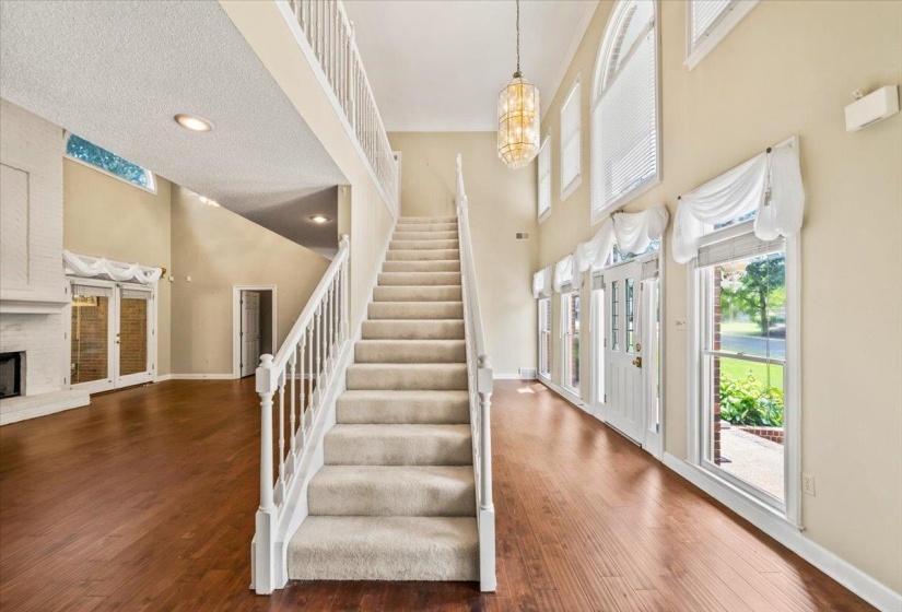 846 LANCELOT CIR, Collierville, Tennessee 38017, 4 Bedrooms Bedrooms, 8 Rooms Rooms,3.1 BathroomsBathrooms,Residential,For Sale,LANCELOT,10224576