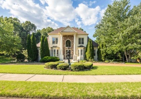 9134 RANDLE VALLEY DR, Cordova, Tennessee 38018, 7 Bedrooms Bedrooms, 18 Rooms Rooms,8.2 BathroomsBathrooms,Residential,For Sale,RANDLE VALLEY,10224582