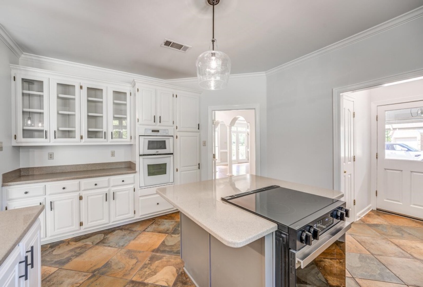 9426 ALEX DICKSON CV, Bartlett, Tennessee 38133, 5 Bedrooms Bedrooms, 9 Rooms Rooms,3.1 BathroomsBathrooms,Residential,For Sale,ALEX DICKSON,10224585