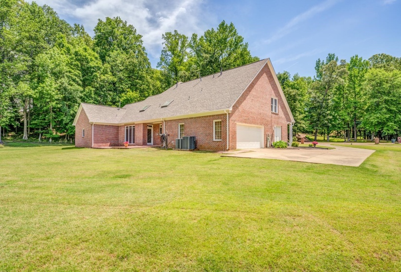 9426 ALEX DICKSON CV, Bartlett, Tennessee 38133, 5 Bedrooms Bedrooms, 9 Rooms Rooms,3.1 BathroomsBathrooms,Residential,For Sale,ALEX DICKSON,10224585