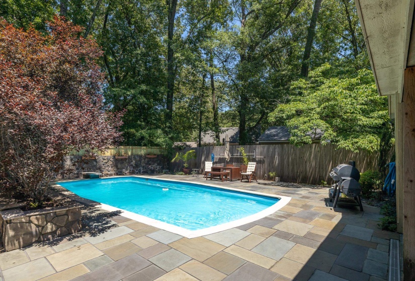You've still got a few months left to enjoy this beauatiful pool!