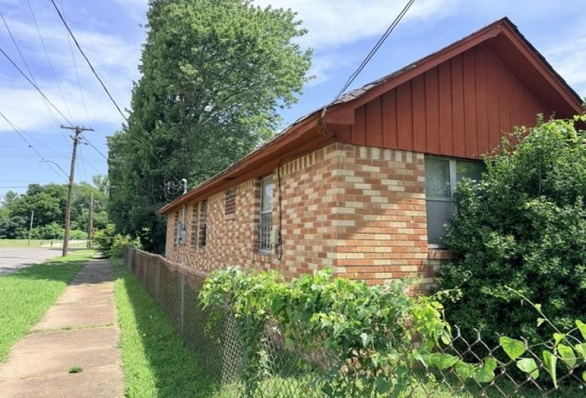 2188 SHANNON AVE, Memphis, Tennessee 38108, 3 Bedrooms Bedrooms, 5 Rooms Rooms,1 BathroomBathrooms,Residential,For Sale,SHANNON,10224590