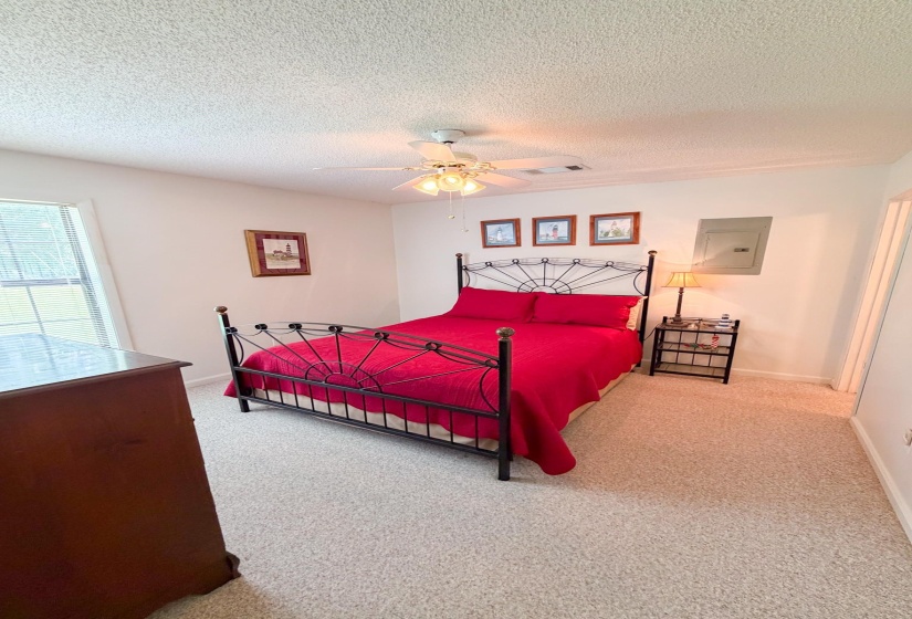31 CLEMONS DR, Cherokee, Alabama 35616, 2 Bedrooms Bedrooms, 6 Rooms Rooms,2 BathroomsBathrooms,Residential,For Sale,CLEMONS,10224591
