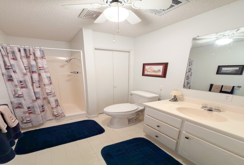 31 CLEMONS DR, Cherokee, Alabama 35616, 2 Bedrooms Bedrooms, 6 Rooms Rooms,2 BathroomsBathrooms,Residential,For Sale,CLEMONS,10224591