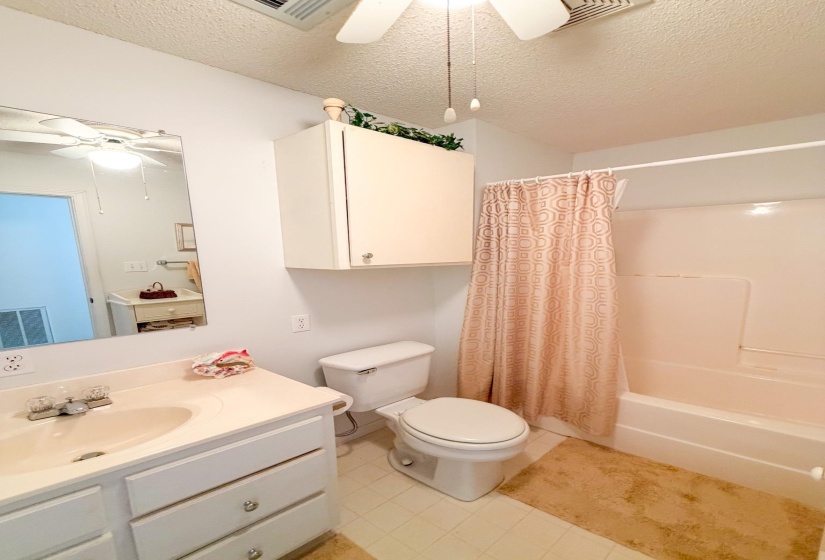 31 CLEMONS DR, Cherokee, Alabama 35616, 2 Bedrooms Bedrooms, 6 Rooms Rooms,2 BathroomsBathrooms,Residential,For Sale,CLEMONS,10224591