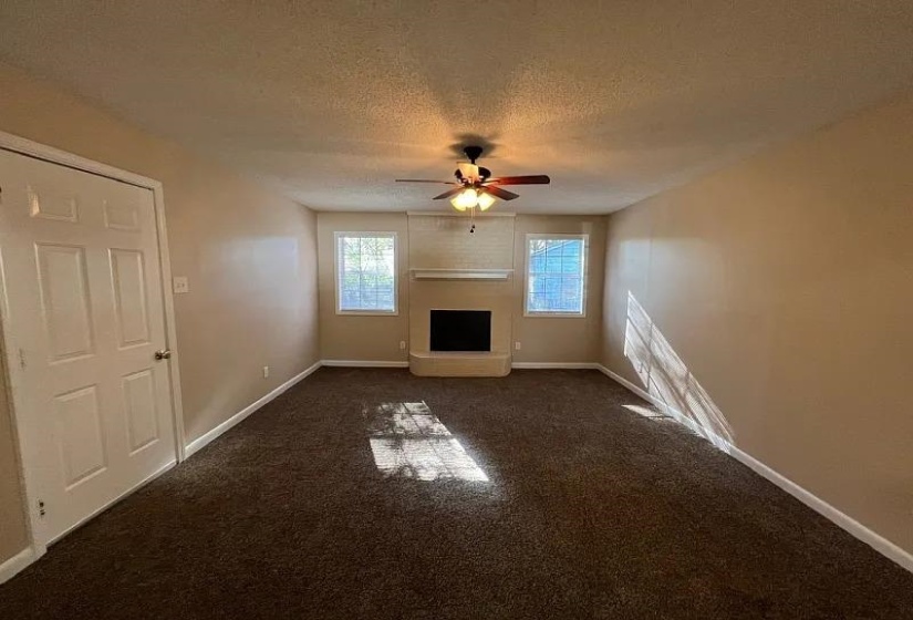 5115 AUREEN DR, Memphis, Tennessee 38109, 3 Bedrooms Bedrooms, 5 Rooms Rooms,1.1 BathroomsBathrooms,Residential,For Sale,AUREEN,10224592