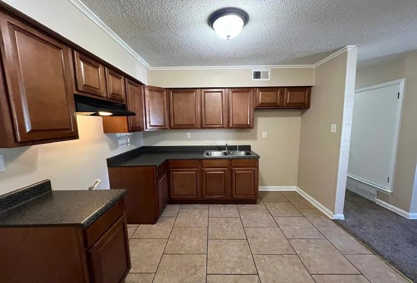 5115 AUREEN DR, Memphis, Tennessee 38109, 3 Bedrooms Bedrooms, 5 Rooms Rooms,1.1 BathroomsBathrooms,Residential,For Sale,AUREEN,10224592