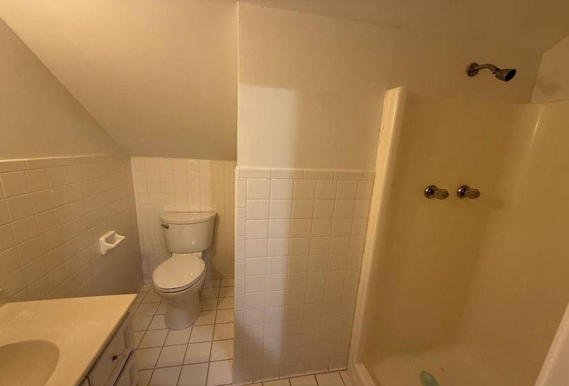 7637 CROSS VILLAGE DR, Germantown, Tennessee 38138, 4 Bedrooms Bedrooms, 8 Rooms Rooms,3 BathroomsBathrooms,Residential,For Sale,CROSS VILLAGE,10224593