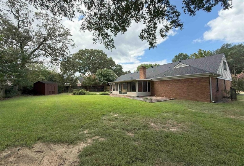 7637 CROSS VILLAGE DR, Germantown, Tennessee 38138, 4 Bedrooms Bedrooms, 8 Rooms Rooms,3 BathroomsBathrooms,Residential,For Sale,CROSS VILLAGE,10224593