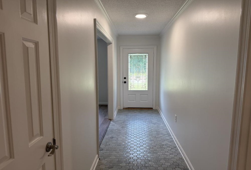 7637 CROSS VILLAGE DR, Germantown, Tennessee 38138, 4 Bedrooms Bedrooms, 8 Rooms Rooms,3 BathroomsBathrooms,Residential,For Sale,CROSS VILLAGE,10224593