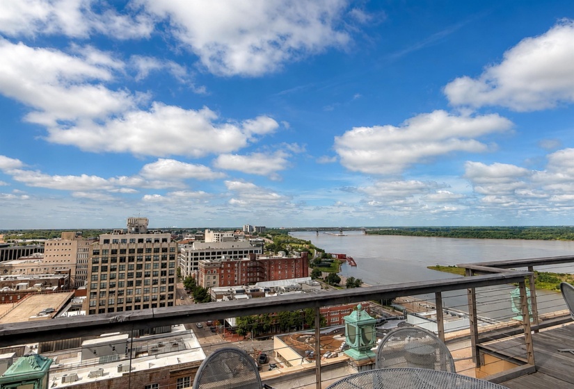 66 MONROE AVE, Memphis, Tennessee 38103, 1 Bedroom Bedrooms, 3 Rooms Rooms,1 BathroomBathrooms,Residential,For Sale,MONROE,10224594