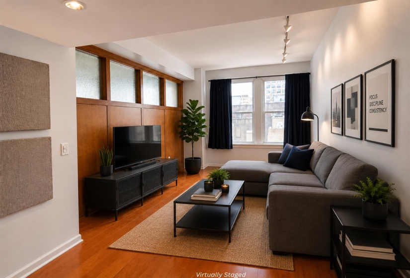 66 MONROE AVE, Memphis, Tennessee 38103, 1 Bedroom Bedrooms, 3 Rooms Rooms,1 BathroomBathrooms,Residential,For Sale,MONROE,10224594
