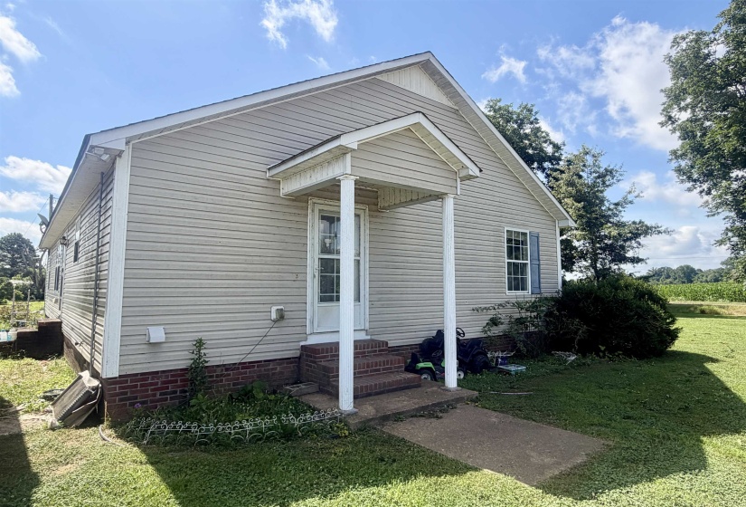 1551 LEAPWOOD ENVILLE RD, Adamsville, Tennessee 38310-4739, 3 Bedrooms Bedrooms, 8 Rooms Rooms,2 BathroomsBathrooms,Residential,For Sale,LEAPWOOD ENVILLE,10224596