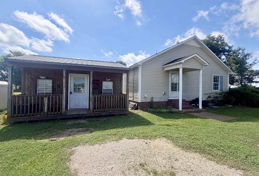 1551 LEAPWOOD ENVILLE RD, Adamsville, Tennessee 38310-4739, 3 Bedrooms Bedrooms, 8 Rooms Rooms,2 BathroomsBathrooms,Residential,For Sale,LEAPWOOD ENVILLE,10224596