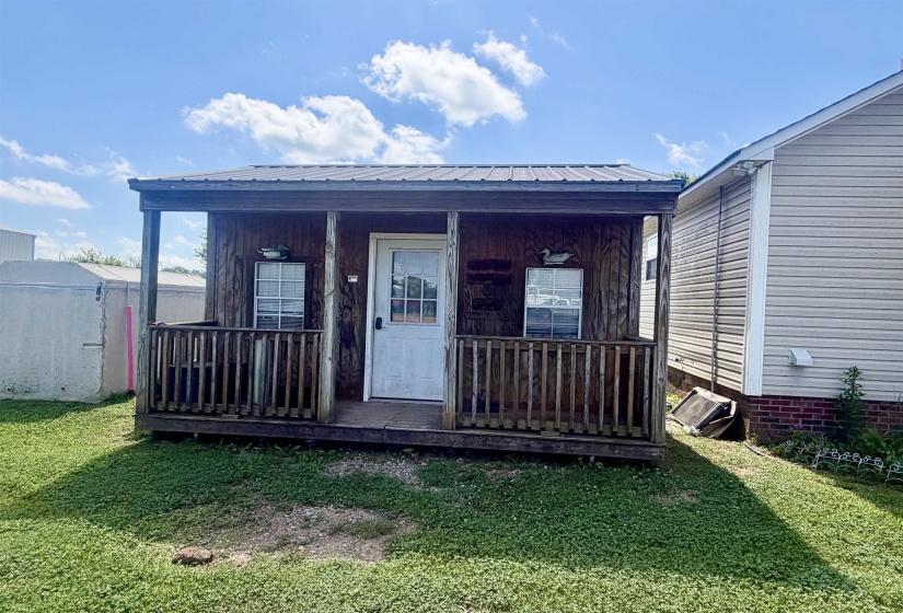 1551 LEAPWOOD ENVILLE RD, Adamsville, Tennessee 38310-4739, 3 Bedrooms Bedrooms, 8 Rooms Rooms,2 BathroomsBathrooms,Residential,For Sale,LEAPWOOD ENVILLE,10224596