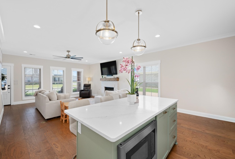 2866 HIGH POINTE AVE, Southaven, Mississippi 38672, 3 Bedrooms Bedrooms, 6 Rooms Rooms,0.3 BathroomBathrooms,Residential,For Sale,HIGH POINTE,10224603