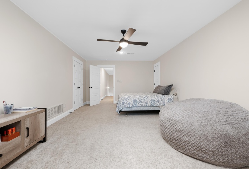 2866 HIGH POINTE AVE, Southaven, Mississippi 38672, 3 Bedrooms Bedrooms, 6 Rooms Rooms,0.3 BathroomBathrooms,Residential,For Sale,HIGH POINTE,10224603