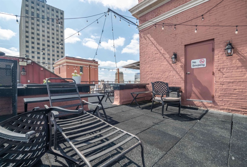 109 MAIN ST, Memphis, Tennessee 38103, 1 Bedroom Bedrooms, 2 Rooms Rooms,1 BathroomBathrooms,Residential,For Sale,MAIN,10224610