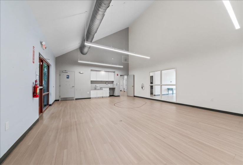 1430 POPLAR AVE, Memphis, Tennessee 38104, 0 , 0 ,0,Commercial/industrial,For Sale,POPLAR,0,10224618