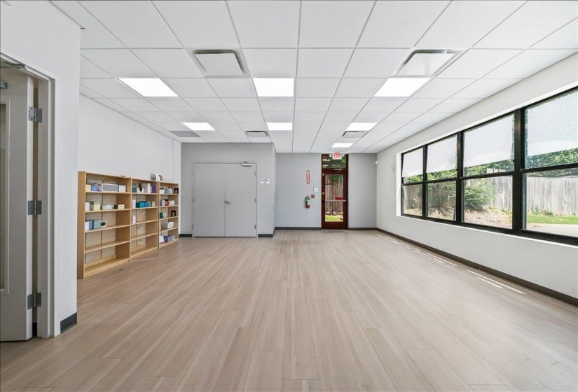 1430 POPLAR AVE, Memphis, Tennessee 38104, 0 , 0 ,0,Commercial/industrial,For Sale,POPLAR,0,10224618