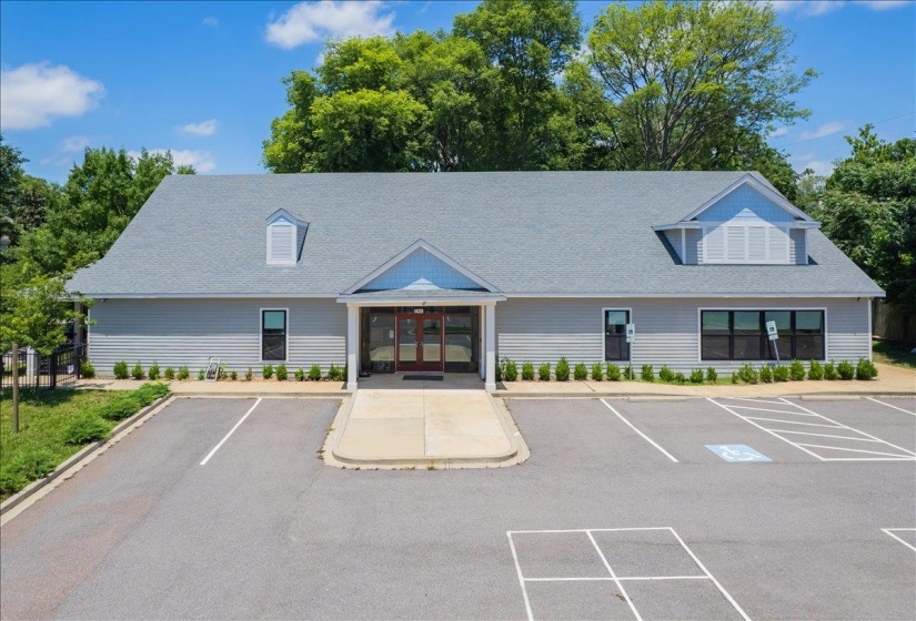 1430 POPLAR AVE, Memphis, Tennessee 38104, ,Commercial/industrial,For Sale,POPLAR,10224618