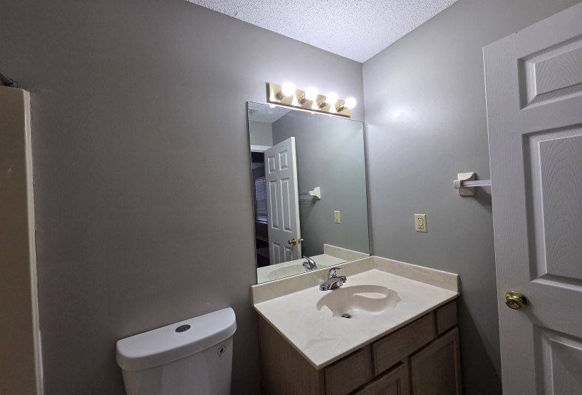 7733 SHADOWLAND DR, Memphis, Tennessee 38125-2851, 2 Bedrooms Bedrooms, 5 Rooms Rooms,2 BathroomsBathrooms,Rental Properties,For Sale,SHADOWLAND,10224616