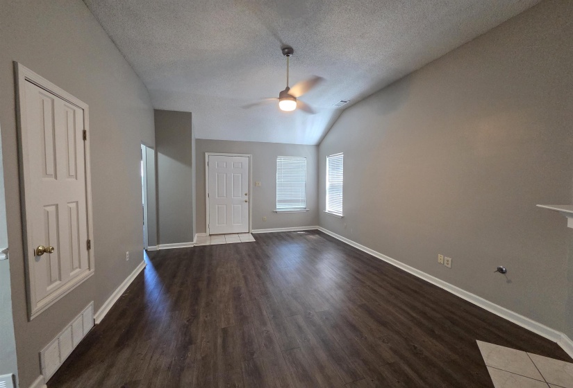7733 SHADOWLAND DR, Memphis, Tennessee 38125-2851, 2 Bedrooms Bedrooms, 5 Rooms Rooms,2 BathroomsBathrooms,Rental Properties,For Sale,SHADOWLAND,10224616