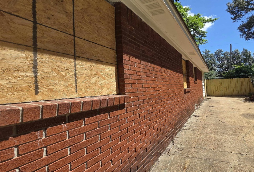 4723 WOODDALE AVE, Memphis, Tennessee 38118-5300, 3 Bedrooms Bedrooms, 6 Rooms Rooms,2 BathroomsBathrooms,Rental Properties,For Sale,WOODDALE,10224640