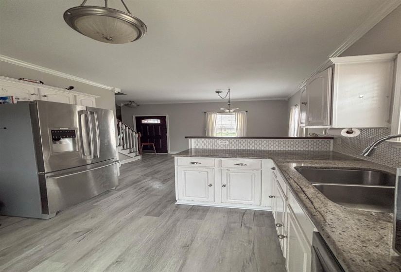 800 SILVER SANDS DR, Memphis, Tennessee 38018, 3 Bedroom Bedrooms, 6 Room Rooms,2.1 BathroomBathrooms,Residential,For Sale,SILVER SANDS,0,10222722