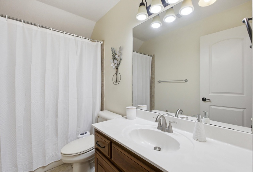 12210 DUNSMUIR LN, Arlington, Tennessee 38002, 6 Bedrooms Bedrooms, 15 Rooms Rooms,4.1 BathroomsBathrooms,Residential,For Sale,DUNSMUIR,10224615