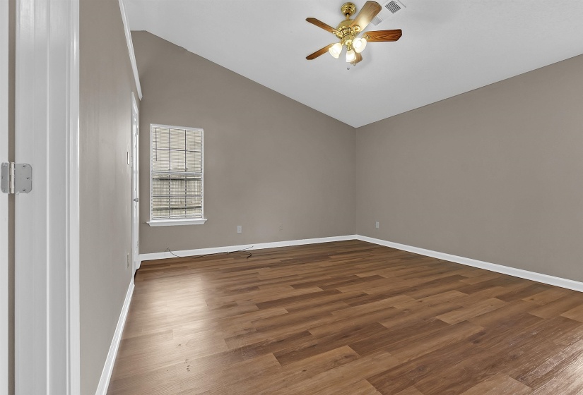 7164 PEPPERMILL LN, Memphis, Tennessee 38125, 3 Bedrooms Bedrooms, 5 Rooms Rooms,2 BathroomsBathrooms,Residential,For Sale,PEPPERMILL,10224624
