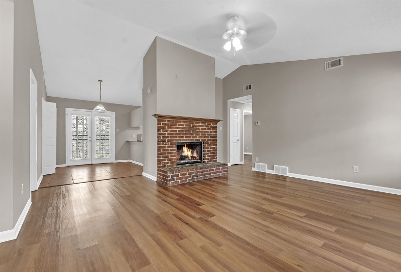 7164 PEPPERMILL LN, Memphis, Tennessee 38125, 3 Bedrooms Bedrooms, 5 Rooms Rooms,2 BathroomsBathrooms,Residential,For Sale,PEPPERMILL,10224624