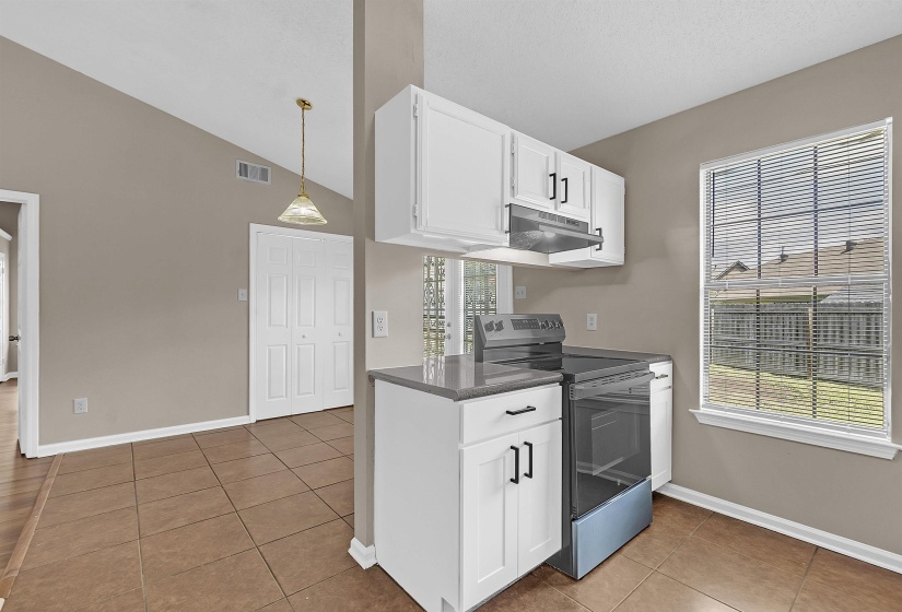 7164 PEPPERMILL LN, Memphis, Tennessee 38125, 3 Bedrooms Bedrooms, 5 Rooms Rooms,2 BathroomsBathrooms,Residential,For Sale,PEPPERMILL,10224624