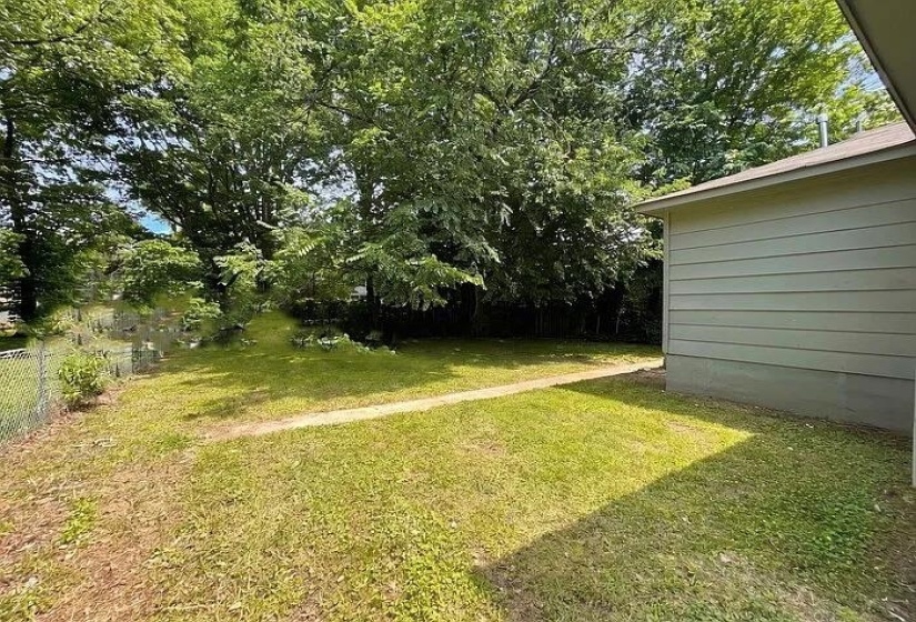362 HEWLETT RD, Memphis, Tennessee 38109, 3 Bedrooms Bedrooms, 5 Rooms Rooms,1 BathroomBathrooms,Residential,For Sale,HEWLETT,10224626