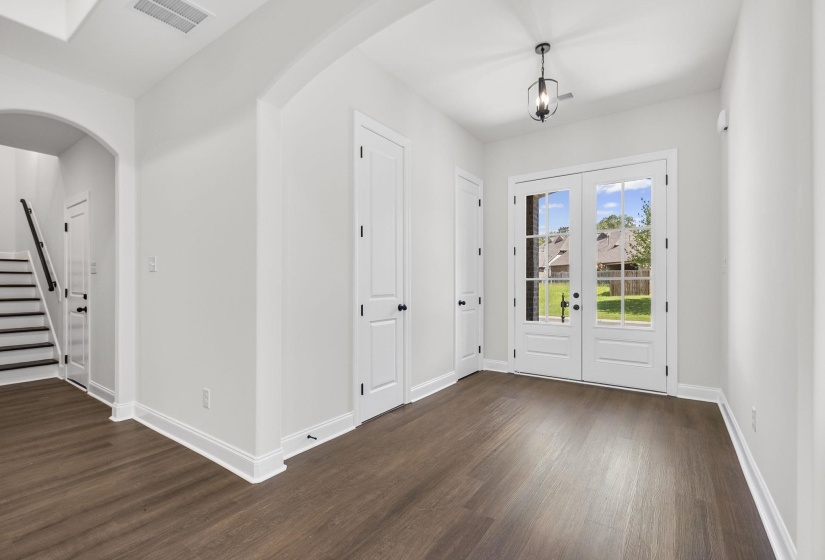 7299 WINTERBROOK LN, Cordova, Tennessee 38018, 4 Bedroom Bedrooms, 7 Room Rooms,2.1 BathroomBathrooms,Residential,For Sale,WINTERBROOK,0,10224627