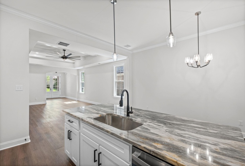 7299 WINTERBROOK LN, Cordova, Tennessee 38018, 4 Bedroom Bedrooms, 7 Room Rooms,2.1 BathroomBathrooms,Residential,For Sale,WINTERBROOK,0,10224627