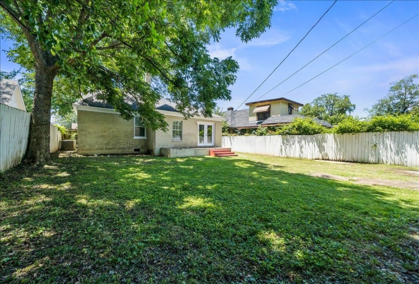 882 HAWTHORNE ST, Memphis, Tennessee 38107, 2 Bedrooms Bedrooms, 6 Rooms Rooms,2 BathroomsBathrooms,Residential,For Sale,HAWTHORNE,10224632