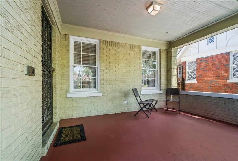 882 HAWTHORNE ST, Memphis, Tennessee 38107, 2 Bedrooms Bedrooms, 6 Rooms Rooms,2 BathroomsBathrooms,Residential,For Sale,HAWTHORNE,10224632