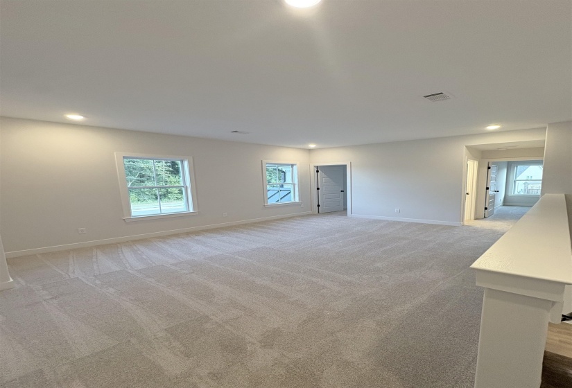 5017 JON OAK CV, Arlington, Tennessee 38002, 5 Bedroom Bedrooms, 7 Room Rooms,3.1 BathroomBathrooms,Residential,For Sale,JON OAK,0,10224633