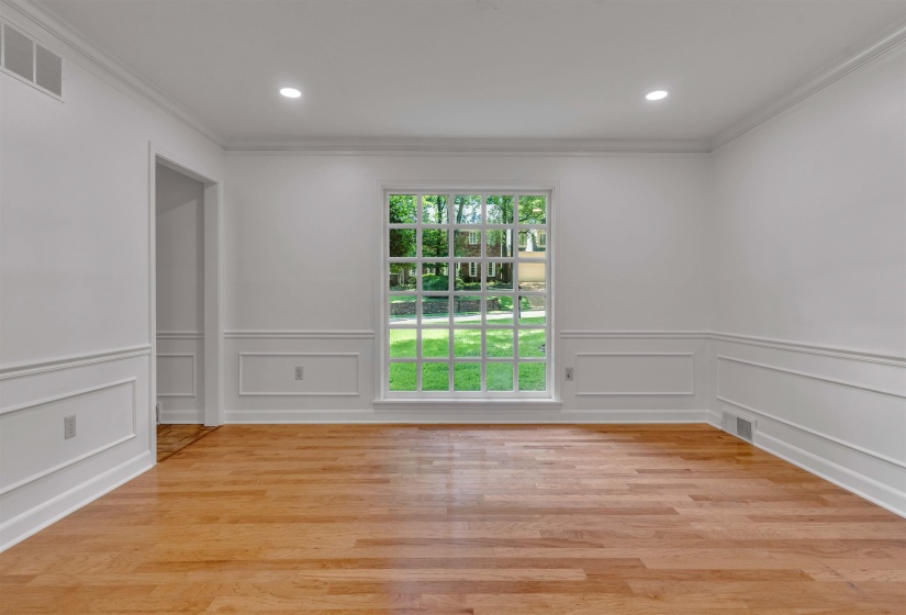 2391 YESTER OAKS DR, Germantown, Tennessee 38139, 4 Bedrooms Bedrooms, 10 Rooms Rooms,2.1 BathroomsBathrooms,Residential,For Sale,YESTER OAKS,10224639