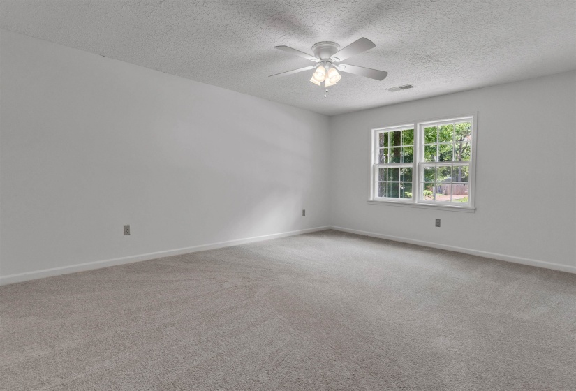 2391 YESTER OAKS DR, Germantown, Tennessee 38139, 4 Bedrooms Bedrooms, 10 Rooms Rooms,2.1 BathroomsBathrooms,Residential,For Sale,YESTER OAKS,10224639