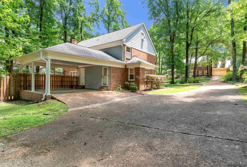 2391 YESTER OAKS DR, Germantown, Tennessee 38139, 4 Bedrooms Bedrooms, 10 Rooms Rooms,2.1 BathroomsBathrooms,Residential,For Sale,YESTER OAKS,10224639