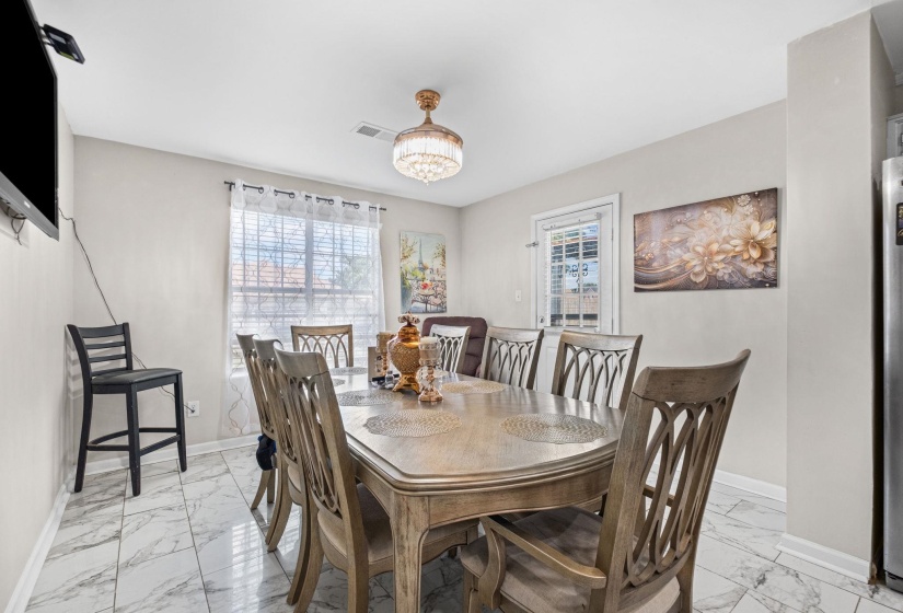7492 KRISTYWOOD CV, Memphis, Tennessee 38133, 3 Bedrooms Bedrooms, 5 Rooms Rooms,2 BathroomsBathrooms,Residential,For Sale,KRISTYWOOD,10224645