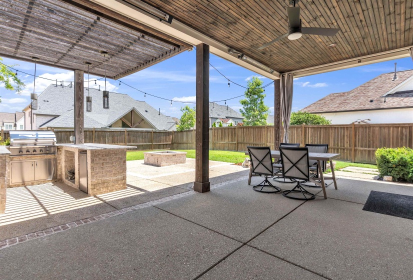 1562 PAINTED HORSE PASS, Collierville, Tennessee 38017, 5 Bedrooms Bedrooms, 9 Rooms Rooms,5.1 BathroomsBathrooms,Residential,For Sale,PAINTED HORSE,10224646