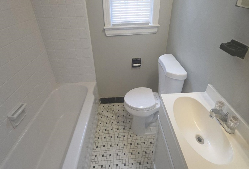 950 BIRCH ST, Memphis, Tennessee 38108, 2 Bedrooms Bedrooms, 6 Rooms Rooms,1 BathroomBathrooms,Residential,For Sale,BIRCH,10224653