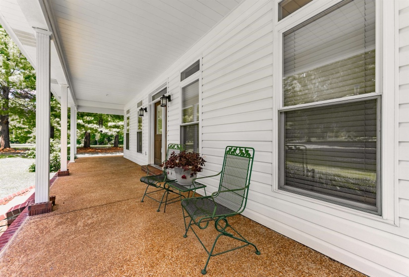 8740 OLD BROWNSVILLE RD, Bartlett, Tennessee 38002, 4 Bedrooms Bedrooms, 7 Rooms Rooms,3.1 BathroomsBathrooms,Residential,For Sale,OLD BROWNSVILLE,10224666