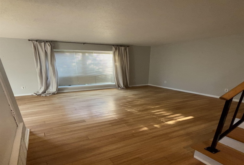 1747 CROOKED CREEK LN, Germantown, Tennessee 38138, 2 Bedroom Bedrooms, 4 Room Rooms,2.1 BathroomBathrooms,Residential,For Sale,CROOKED CREEK,0,10224671