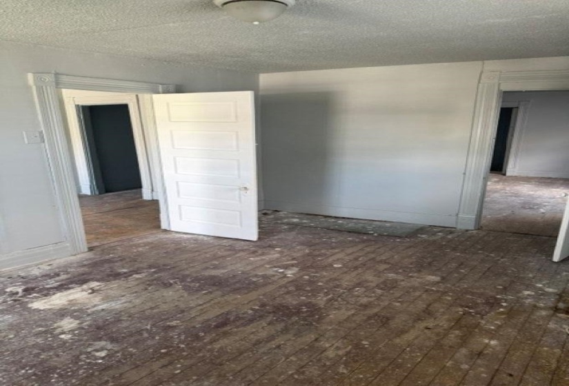 292 DECATUR ST, Memphis, Tennessee 38105, 2 Bedrooms Bedrooms, 4 Rooms Rooms,1 BathroomBathrooms,Residential,For Sale,DECATUR,10224673
