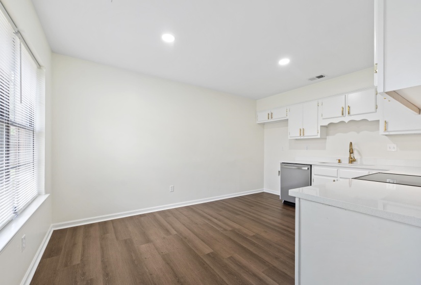 Convenient dining area located just off the kitchen, ideal for everyday meals, entertaining, and gatherings.