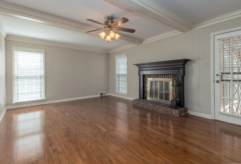 6869 WYTHAM DR, Memphis, Tennessee 38119, 4 Bedrooms Bedrooms, 8 Rooms Rooms,2.1 BathroomsBathrooms,Residential,For Sale,WYTHAM,10224685